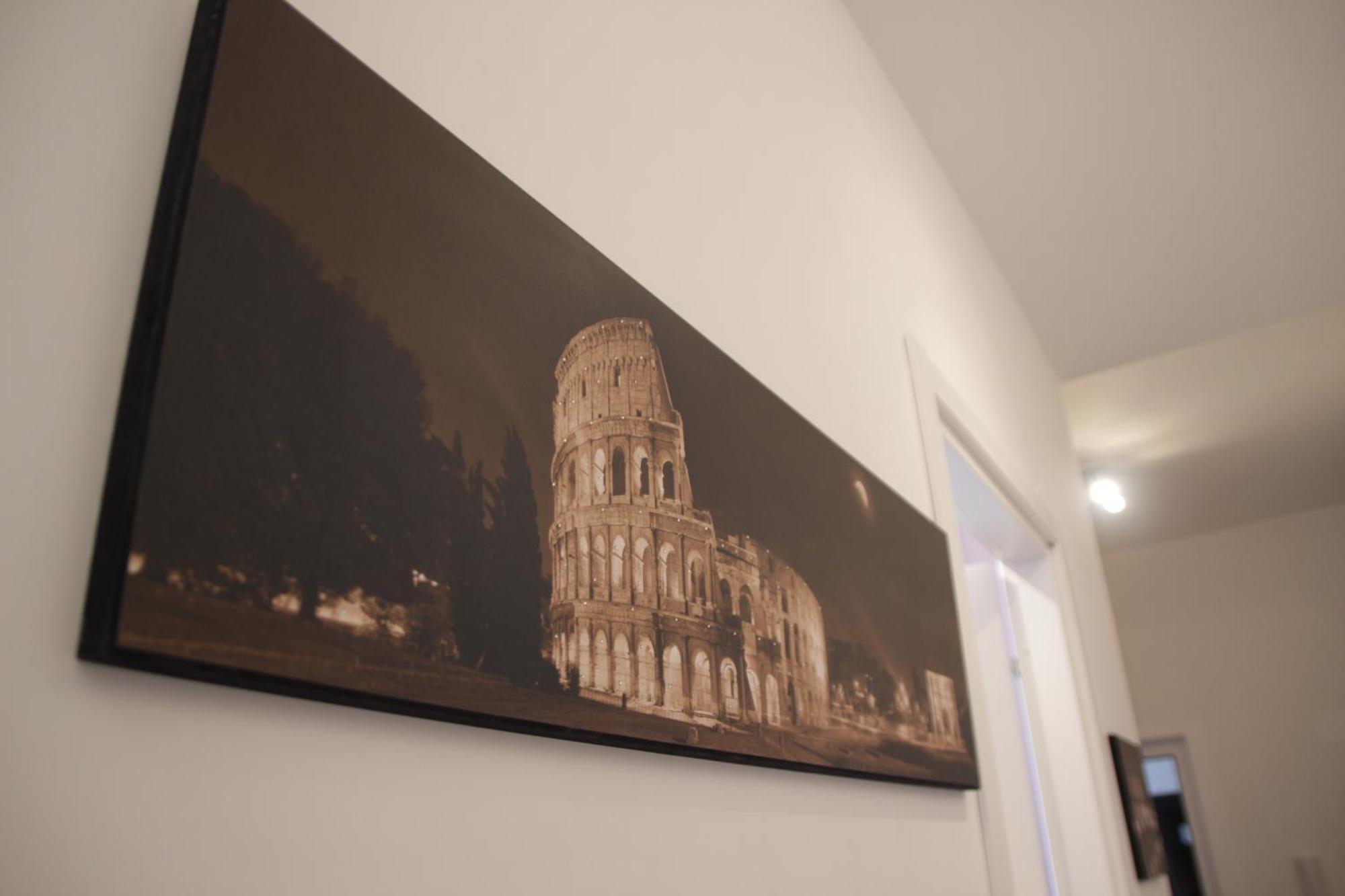 Windows On Rome Bed & Breakfast Room photo